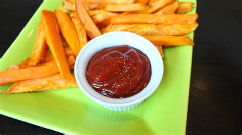 easy-spicy-ketchup-dip-for-sweet-potato-fries image