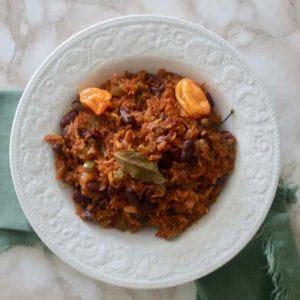 diri-kol-ak-pwa-traditional-haitian-recipe-196-flavors image