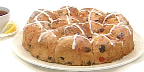 best-hot-cross-buns-recipes-easter-food-network-canada image