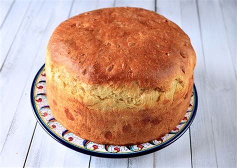crescia-umbrian-easter-cheese-bread-italian-food image