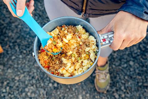 backpacking-fried-rice-fresh-off-the-grid image