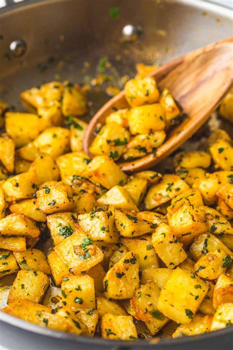 batata-harra-spicy-lebanese-potatoes-little-sunny-kitchen image
