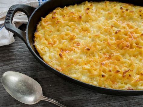 classic-southern-macaroni-and-cheese image