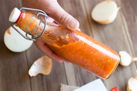 ghost-pepper-hot-sauce-recipe-chili-pepper-madness image