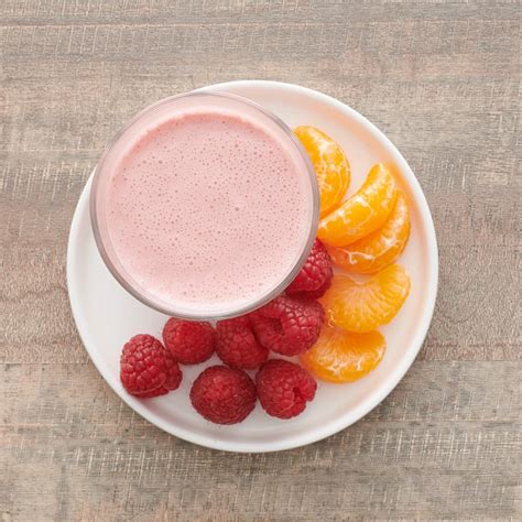vanilla-strawberry-protein-smoothie-recipes-ww image