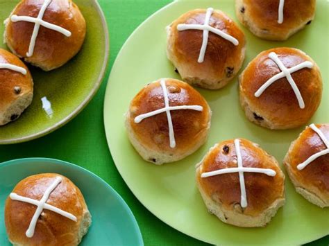 hot-cross-buns-recipe-food-network-kitchen-food image