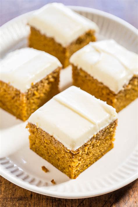 pumpkin-spice-cake-cream-cheese-frosting-averie image
