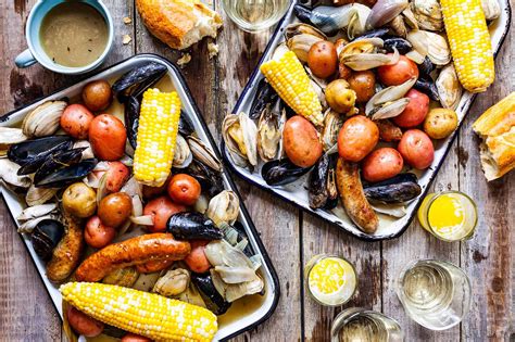 how-to-do-a-new-england-clambake-at-home-simply image