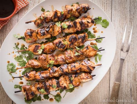 grilled-chicken-kabobs-with-hoison-barbecue-sauce image
