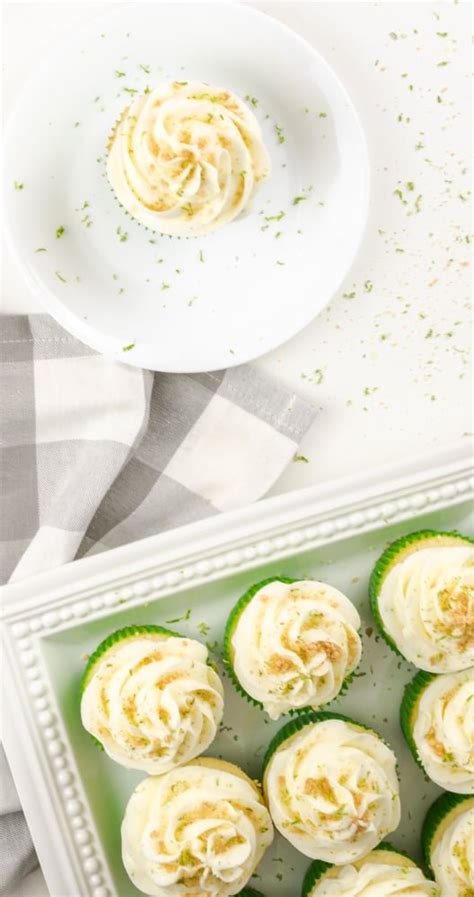 key-lime-cupcakes-key-lime-buttercream-frosting image