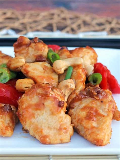 kung-pao-chicken-with-cashews-lower image