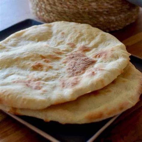khubz-tannour-middle-eastern-bread-recipe-196 image