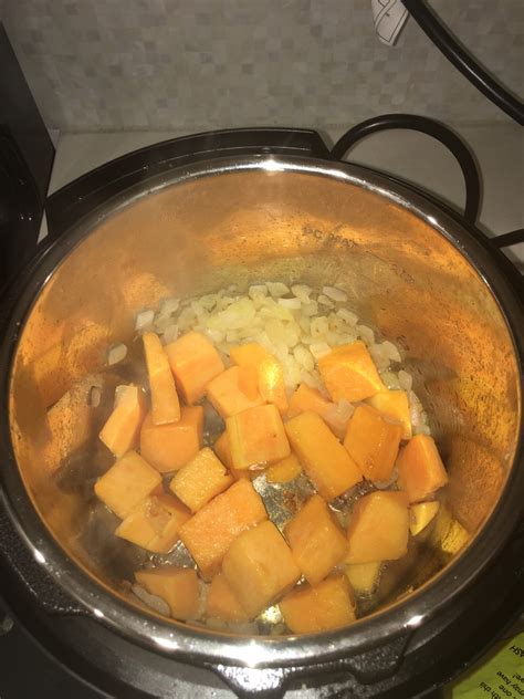 instant-pot-butternut-squash-and-pumpkin-spice-soup image