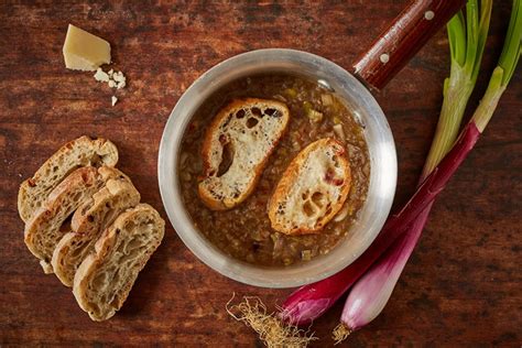 licurdia-tropea-onion-soup-recipe-great-italian-chefs image