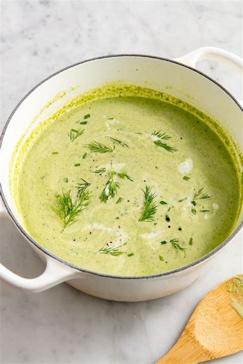 easy-cream-of-asparagus-soup image