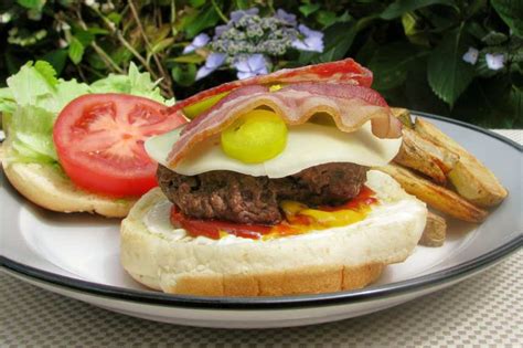 jalapeno-bacon-cheeseburgers-recipe-foodcom image