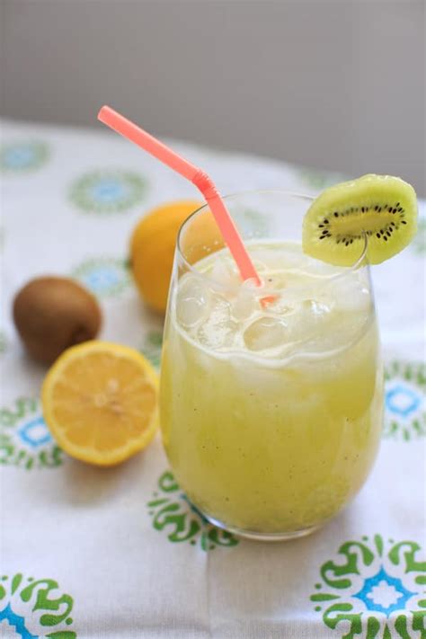 homemade-kiwi-lemonade-5-minute-fun-spin-on image