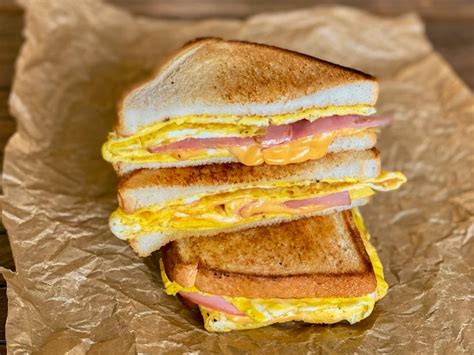 one-pan-ham-egg-and-cheese-breakfast-sandwich image
