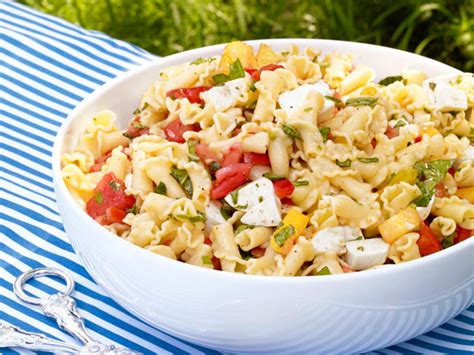 7-pasta-salads-that-eat-like-a-full-meal image