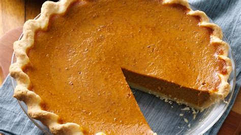 gluten-free-pumpkin-pie-recipe-bettycrockercom image
