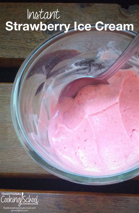instant-real-food-strawberry-ice-cream-traditional image