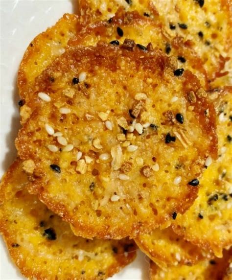 easy-and-delicious-herbed-parmesan-cheese-crisps image