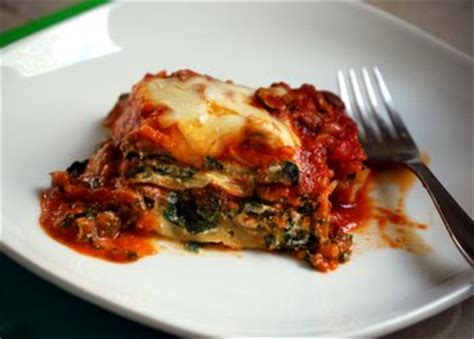 beef-spinach-and-mushroom-lasagna-baking-bites image