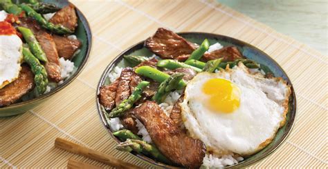 korean-rice-bowl-with-steak-and-asparagus-safeway image