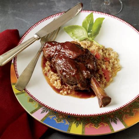 braised-lamb-shanks-with-garlic-and-indian-spices-food image