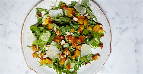 roasted-peach-and-arugula-salad-purewow image