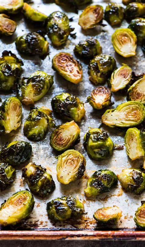 roasted-brussels-sprouts-wellplatedcom image