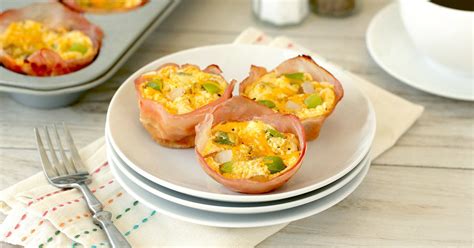 healthy-muffin-pan-recipe-ham-it-up-egg image