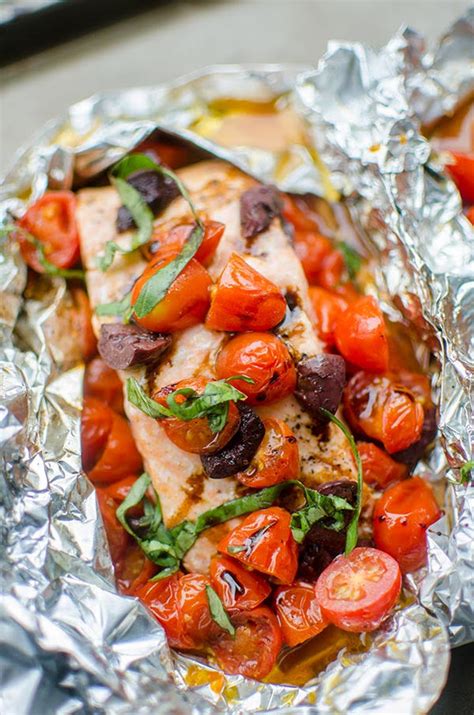 grilled-salmon-in-foil-with-cherry-tomatoes-living-lou image