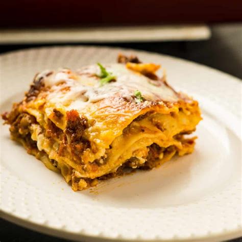 three-cheese-and-sausage-lasagna-without-ricotta image