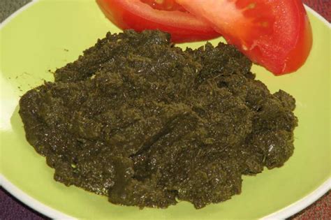 tangy-coriander-cilantro-mint-chutney-recipe-foodcom image
