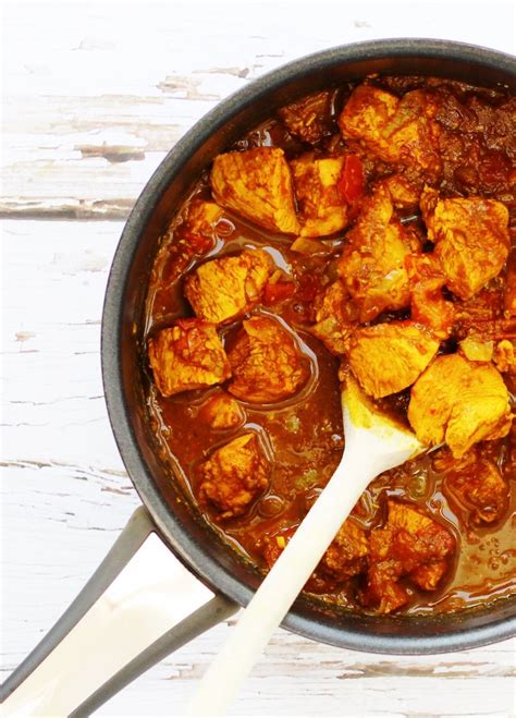 easy-red-goan-chicken-curry-searching-for-spice image