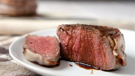 how-to-cook-a-bacon-wrapped-filet-mignon image