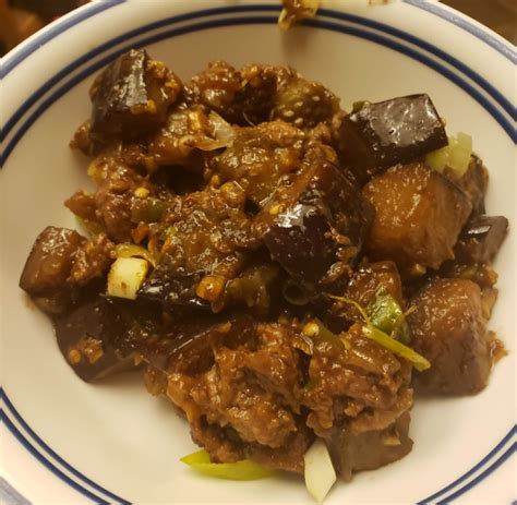 kc-240-chinese-style-beef-and-eggplant-stir-fry image