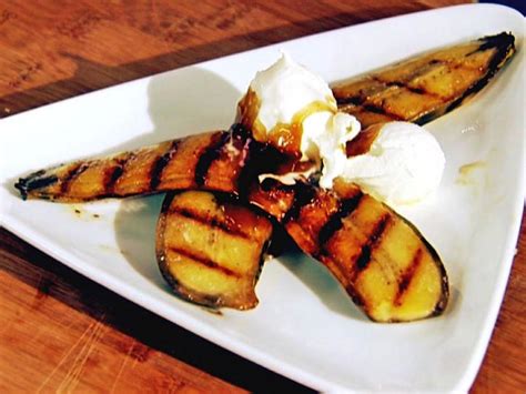 grilled-bananas-foster-recipe-sandra-lee image