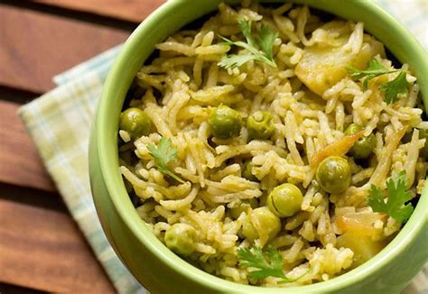 coriander-rice-indian-cilantro-rice-dassanas-veg image