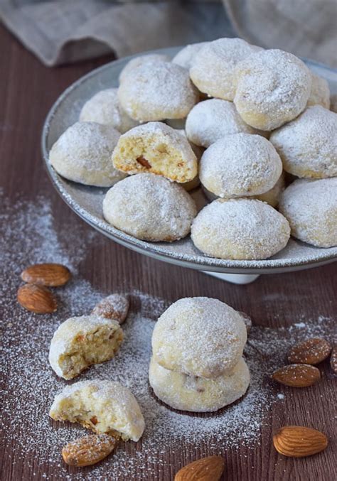 easy-buttery-almond-cookies-recipe-100krecipes image