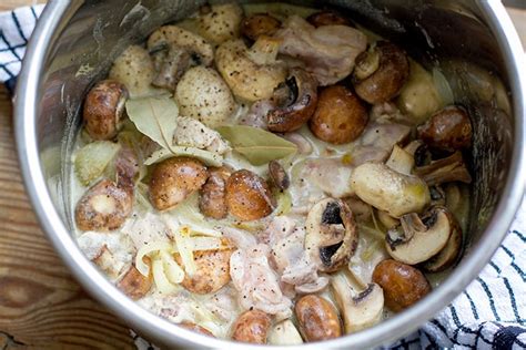 instant-pot-chicken-mushroom-stew image