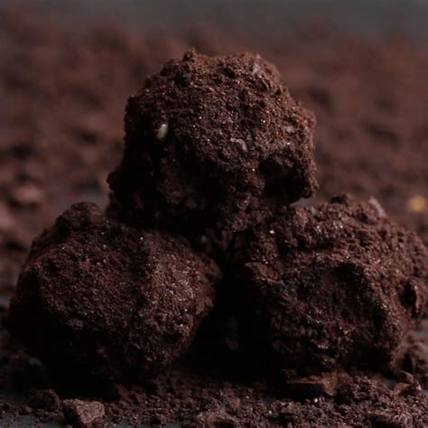 cookies-n-cream-truffles-recipe-by-tasty image