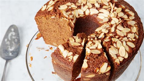 the-best-honey-cake-recipe-for-rosh-hashanah-epicurious image