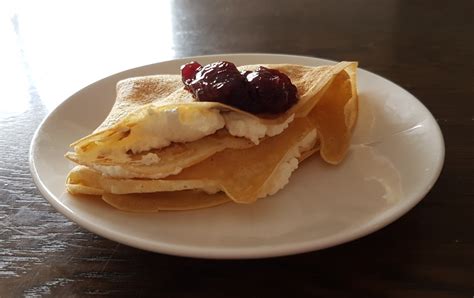 how-to-make-icelandic-pancakes-delishably image