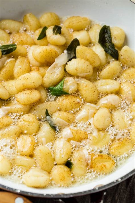 10-minute-brown-butter-sage-gnocchi-video-oh image