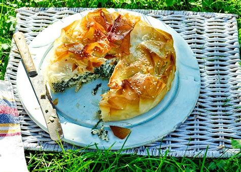 spinach-and-ricotta-pie-recipe-lovefood image