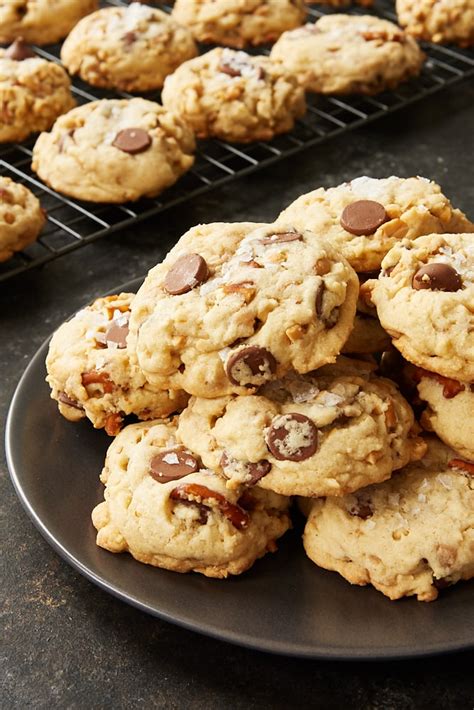 sweet-and-salty-chocolate-chip-cookies-bake-or image