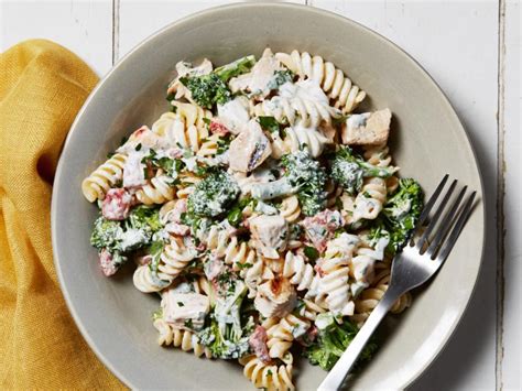 creamy-herbed-chicken-and-broccoli-pasta-salad image