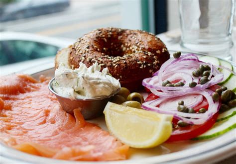 15-traditional-jewish-foods-you-should image
